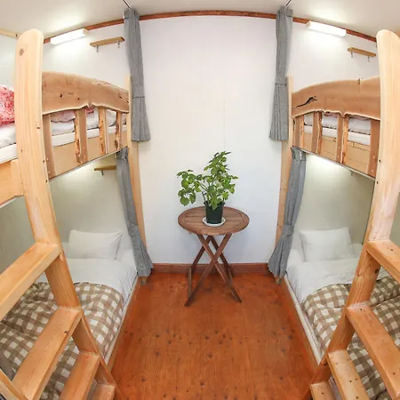 Sappolodge Hostel